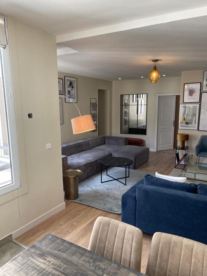 Saint Martin Family Apartment Paris Exterior photo
